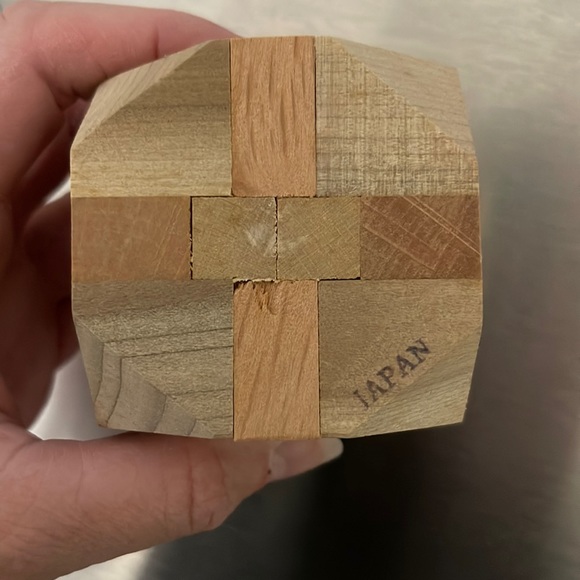Vintage Japanese diamond wooden puzzle - Picture 1 of 3